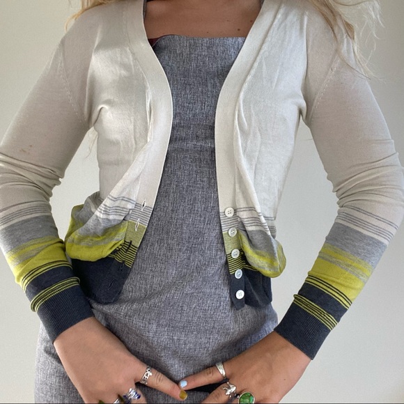 Lime white & grey cropped button up by BCBGmax - Picture 2 of 6